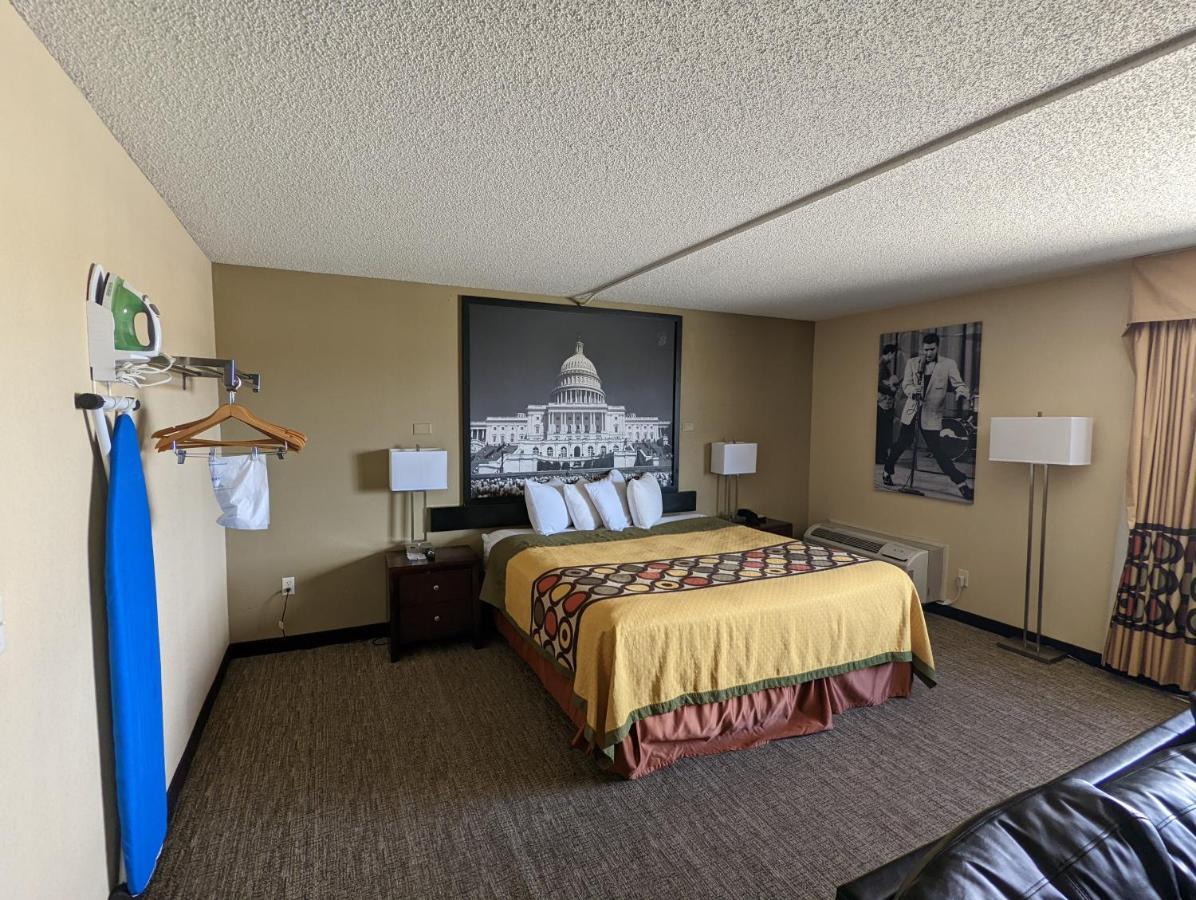 Super 8 By Wyndham Wichita North Hotel Kültér fotó