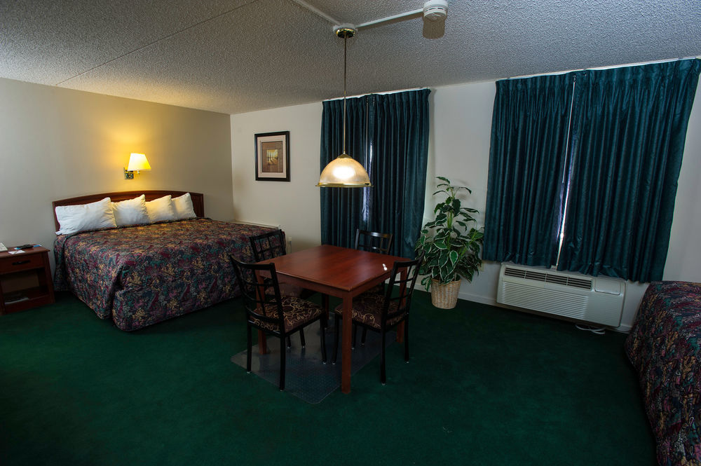 Super 8 By Wyndham Wichita North Hotel Kültér fotó
